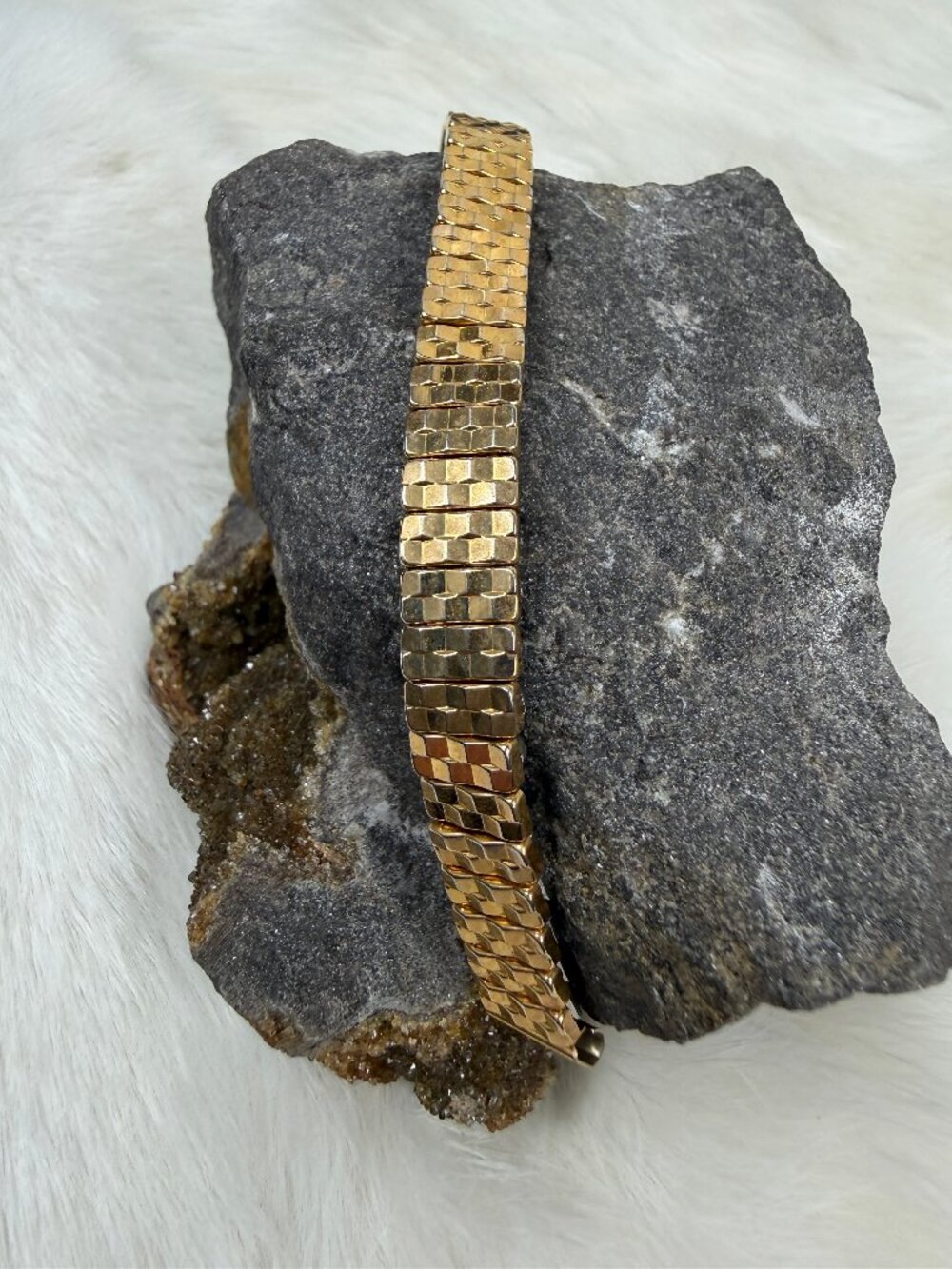 Vintage Hadley Snap-o-matic Gold Tone Stretch Expandable Watch Band